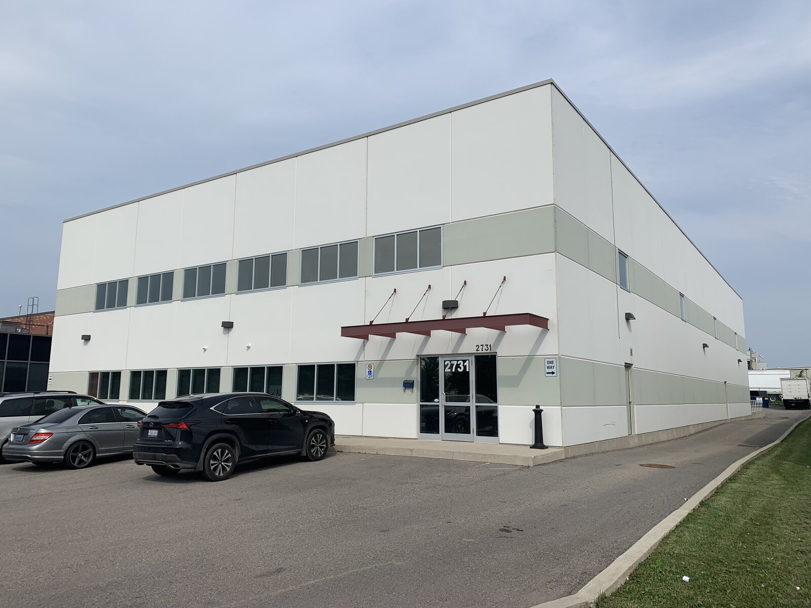 KG Graphic Finishers building at 2731 Coventry Road, Oakville